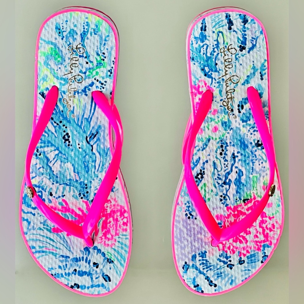 Lilly Pulitzer Flip Flops- Bright & Colorful - Size 5/6 **BRAND NEW!!!🩷🎁🩴🆕**